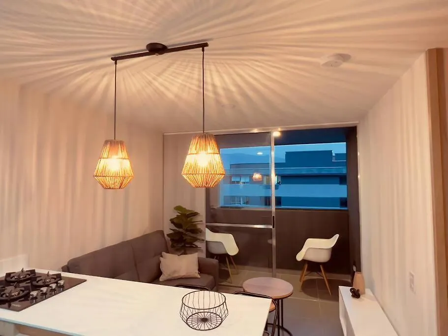 Apartamento En El Poblado Ubicacion Excepcional Medellin