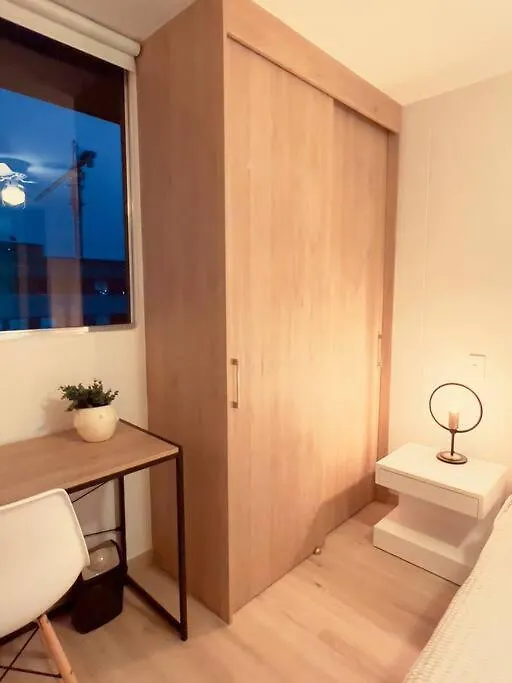 Apartamento En El Poblado Ubicacion Excepcional Medellin Apartment