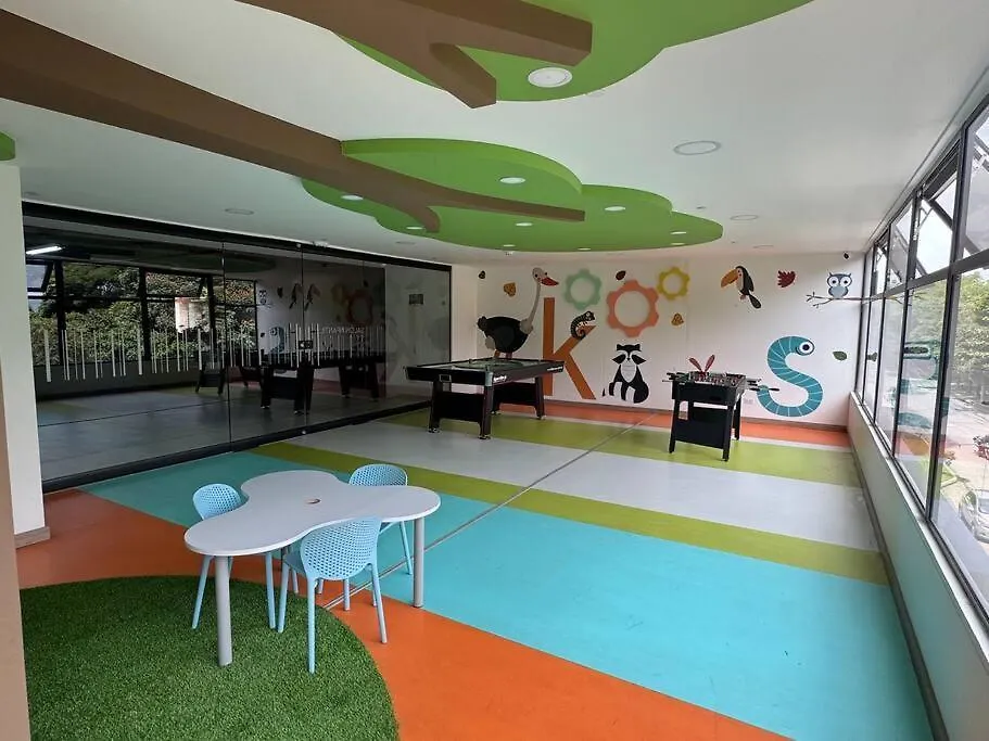 Apartamento En El Poblado Ubicacion Excepcional Medellin