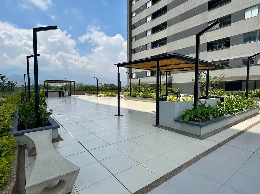Apartamento En El Poblado Ubicacion Excepcional Medellin 0*,